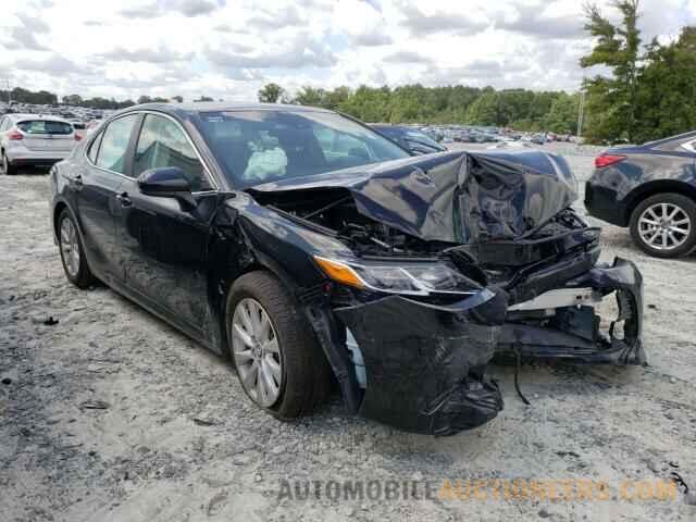 4T1B11HK2JU144706 TOYOTA CAMRY 2018