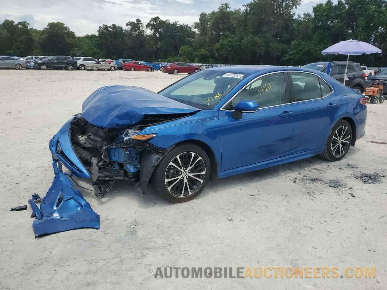 4T1B11HK2JU146830 TOYOTA CAMRY 2018