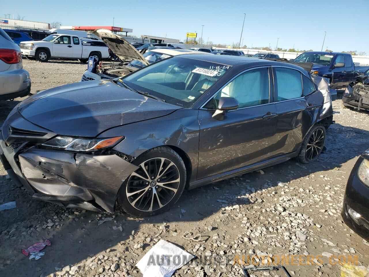 4T1B11HK2JU508171 TOYOTA CAMRY 2018