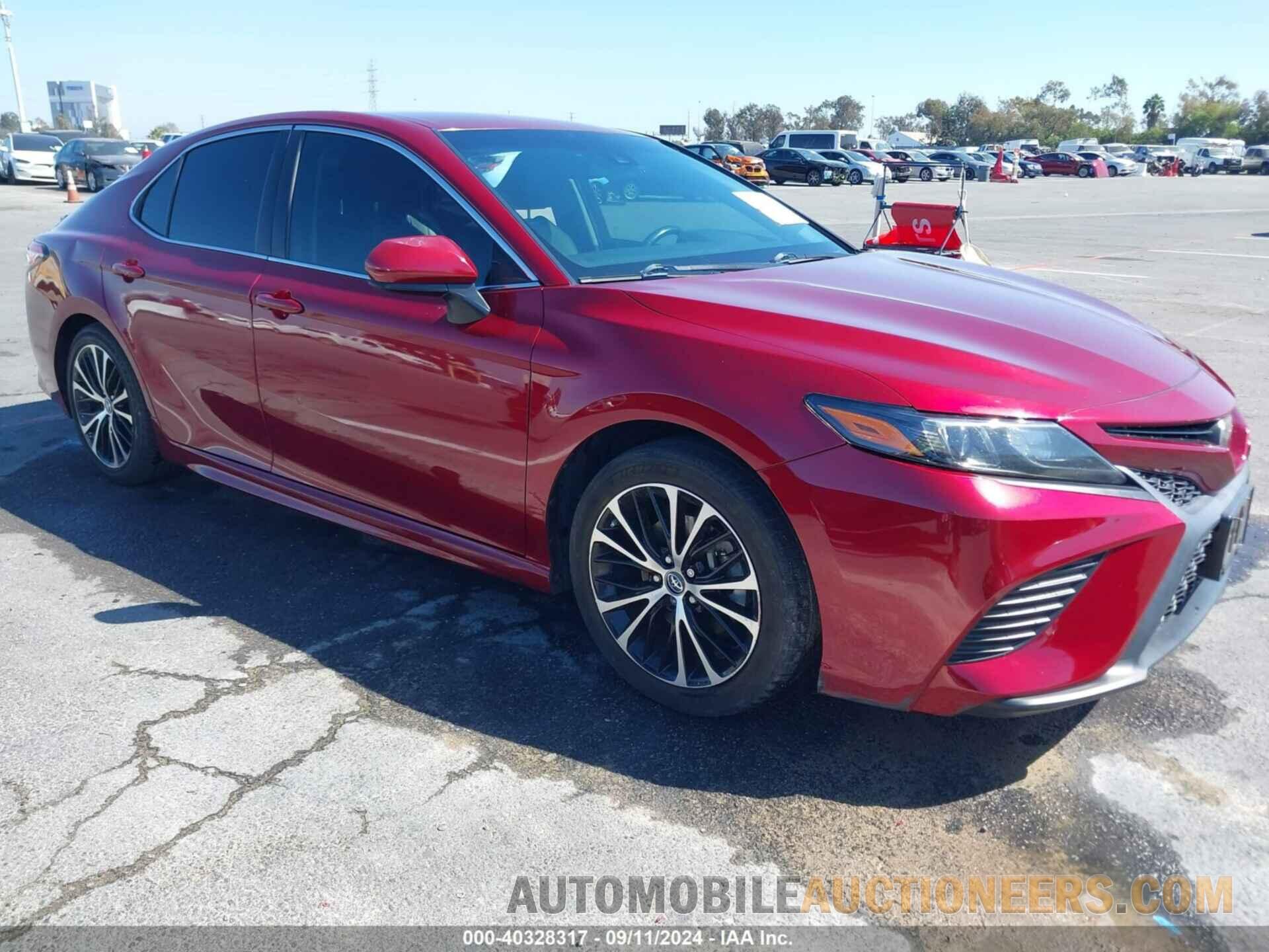 4T1B11HK2JU510065 TOYOTA CAMRY 2018