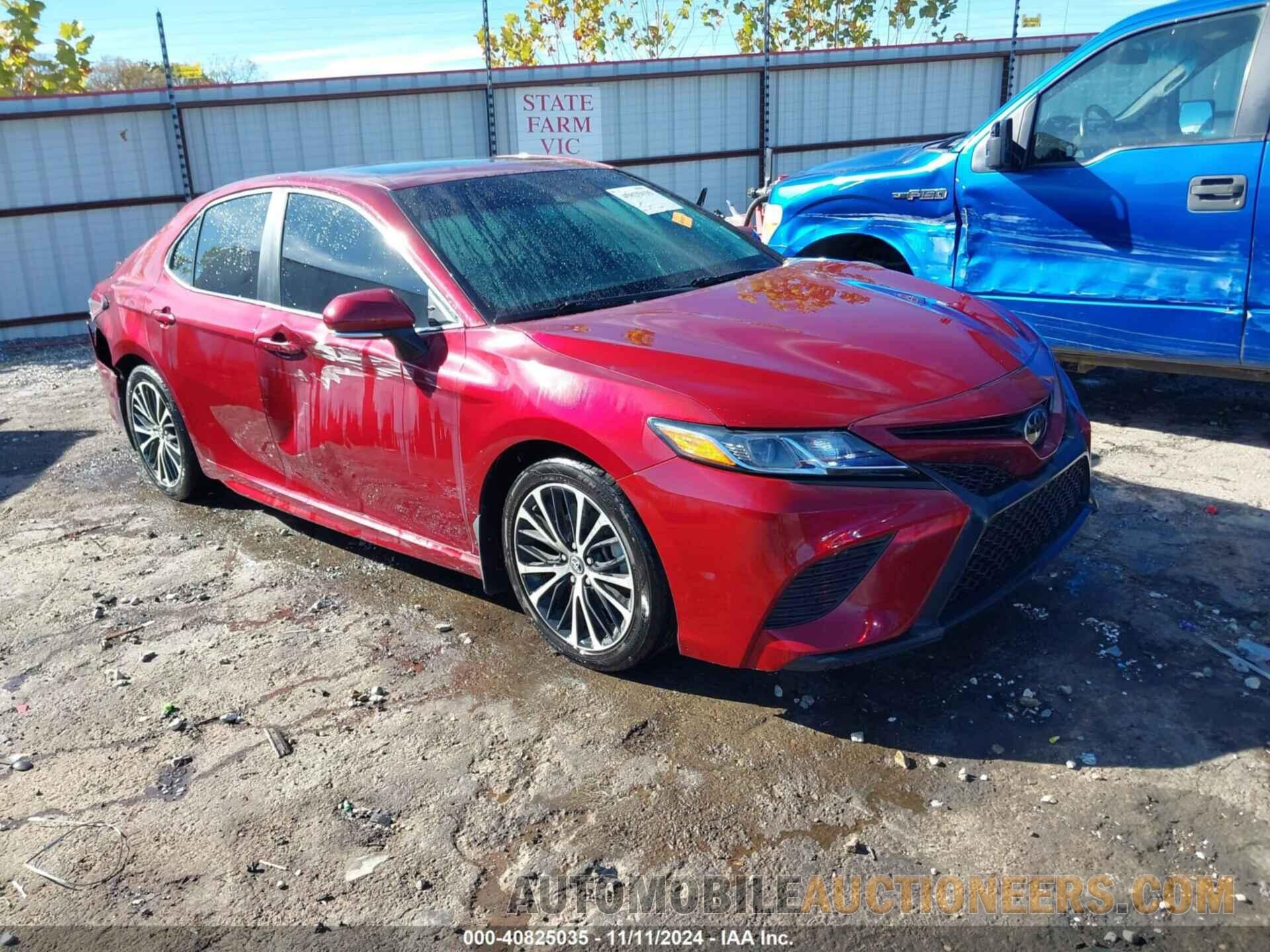 4T1B11HK2JU516741 TOYOTA CAMRY 2018