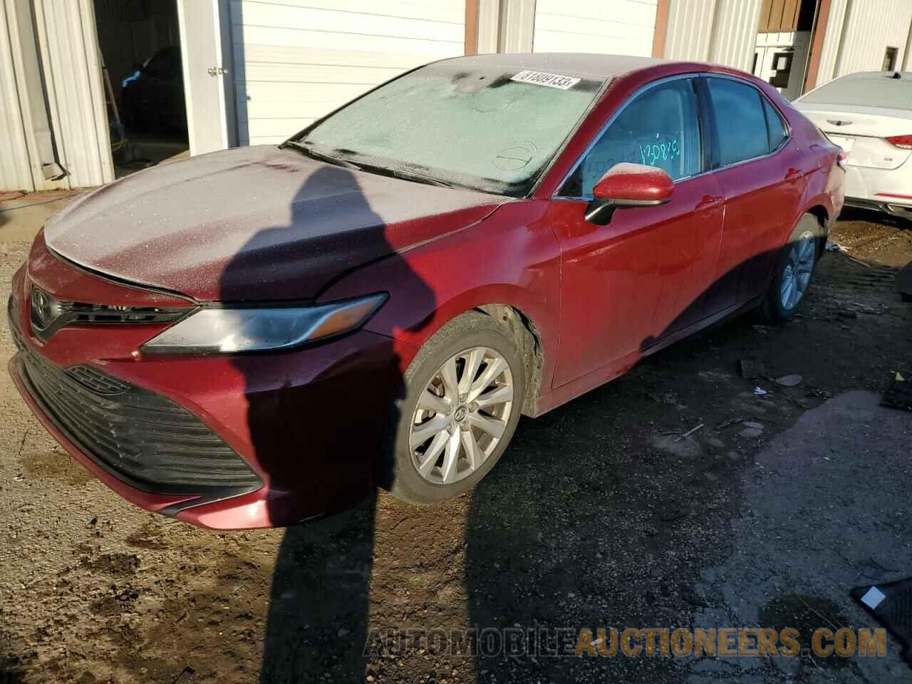 4T1B11HK2JU532499 TOYOTA CAMRY 2018