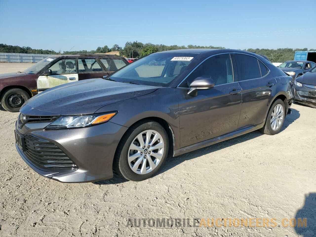 4T1B11HK2JU547326 TOYOTA CAMRY 2018