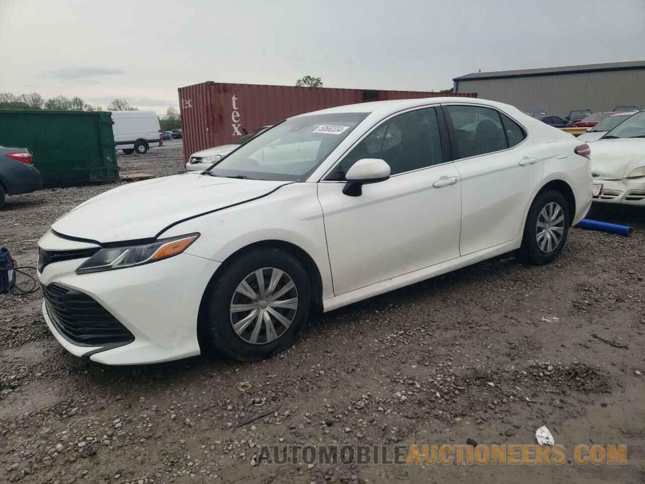 4T1B11HK2JU552705 TOYOTA CAMRY 2018