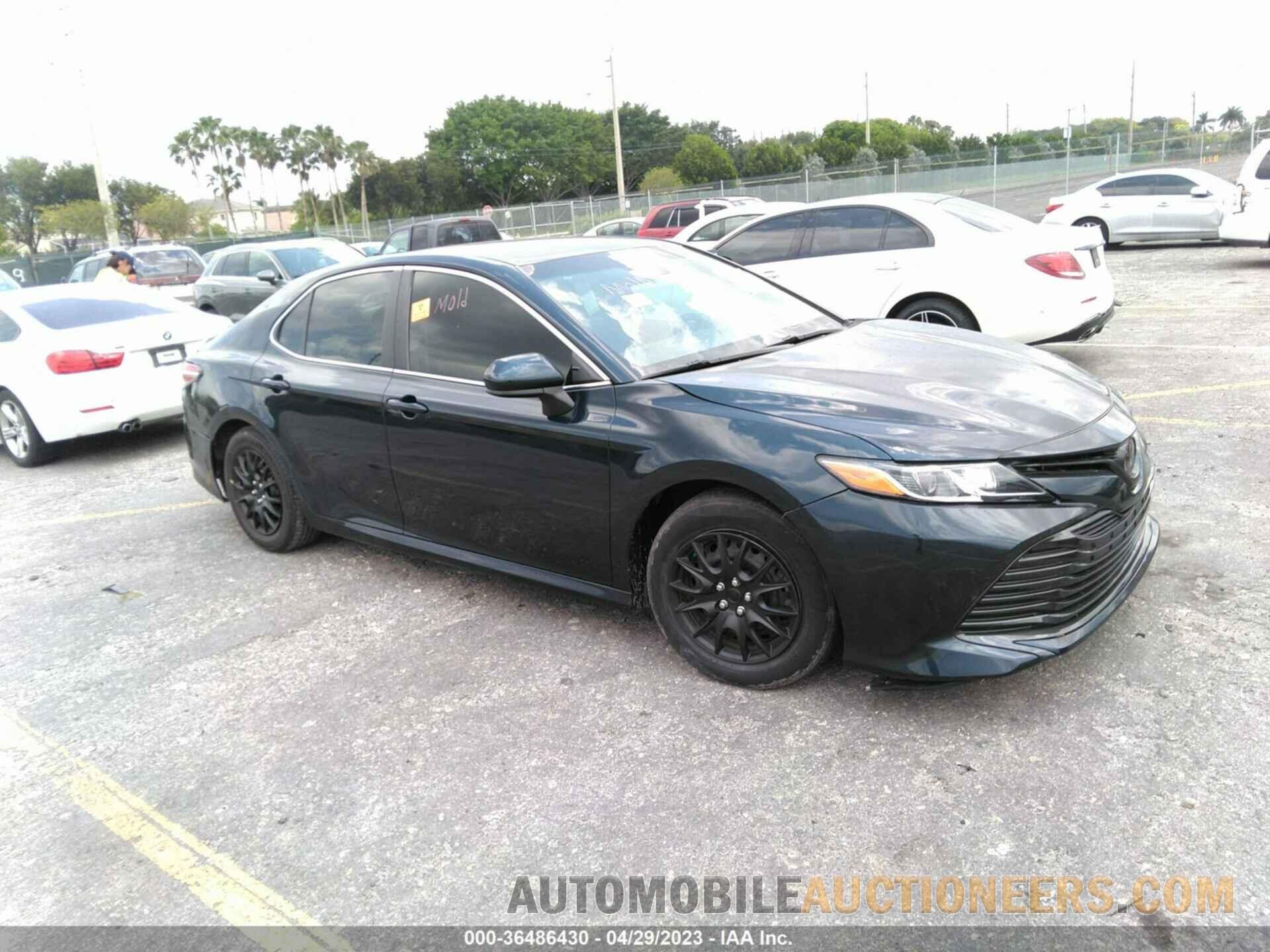 4T1B11HK2JU559265 TOYOTA CAMRY 2018