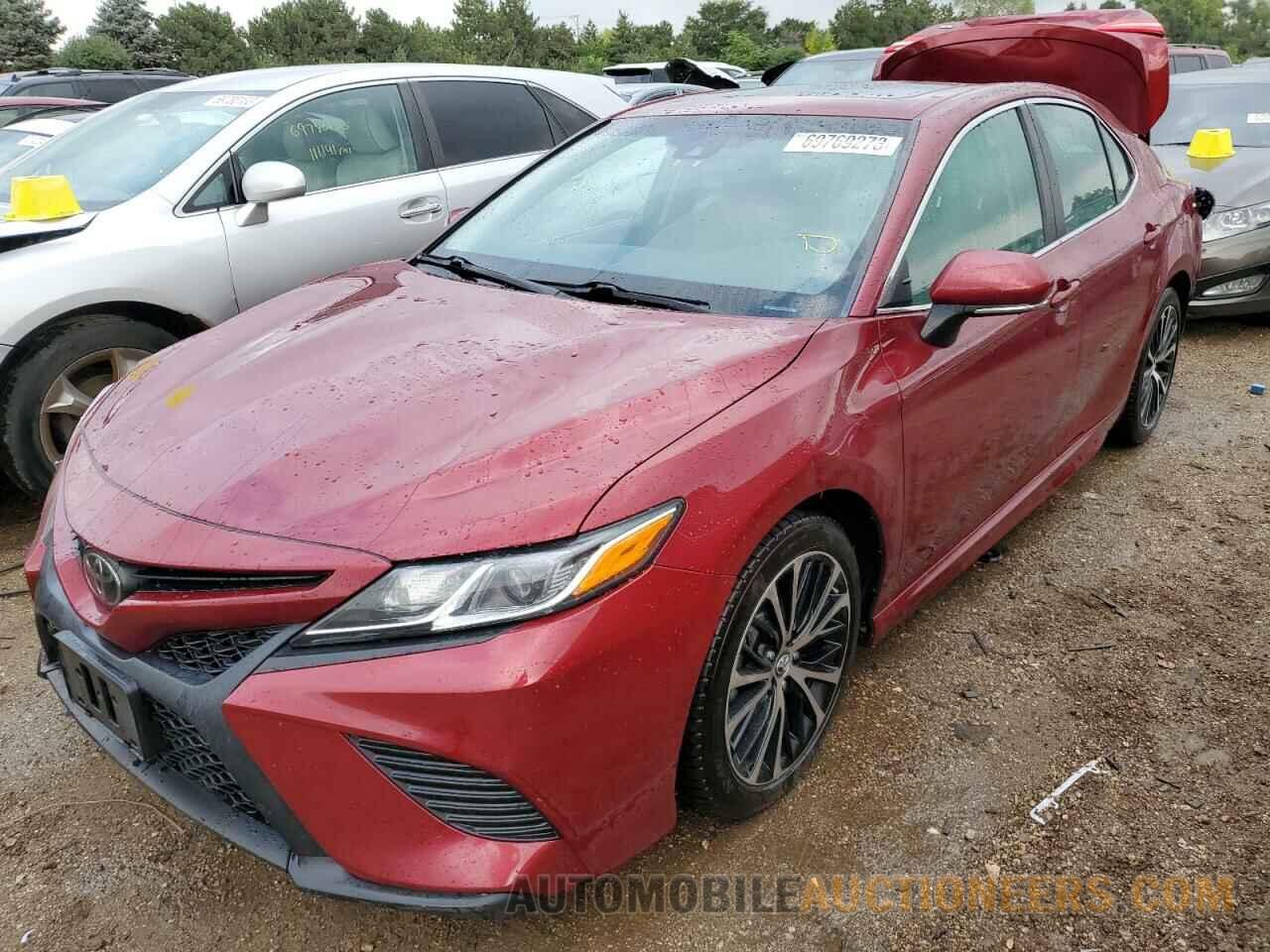 4T1B11HK2JU579788 TOYOTA CAMRY 2018