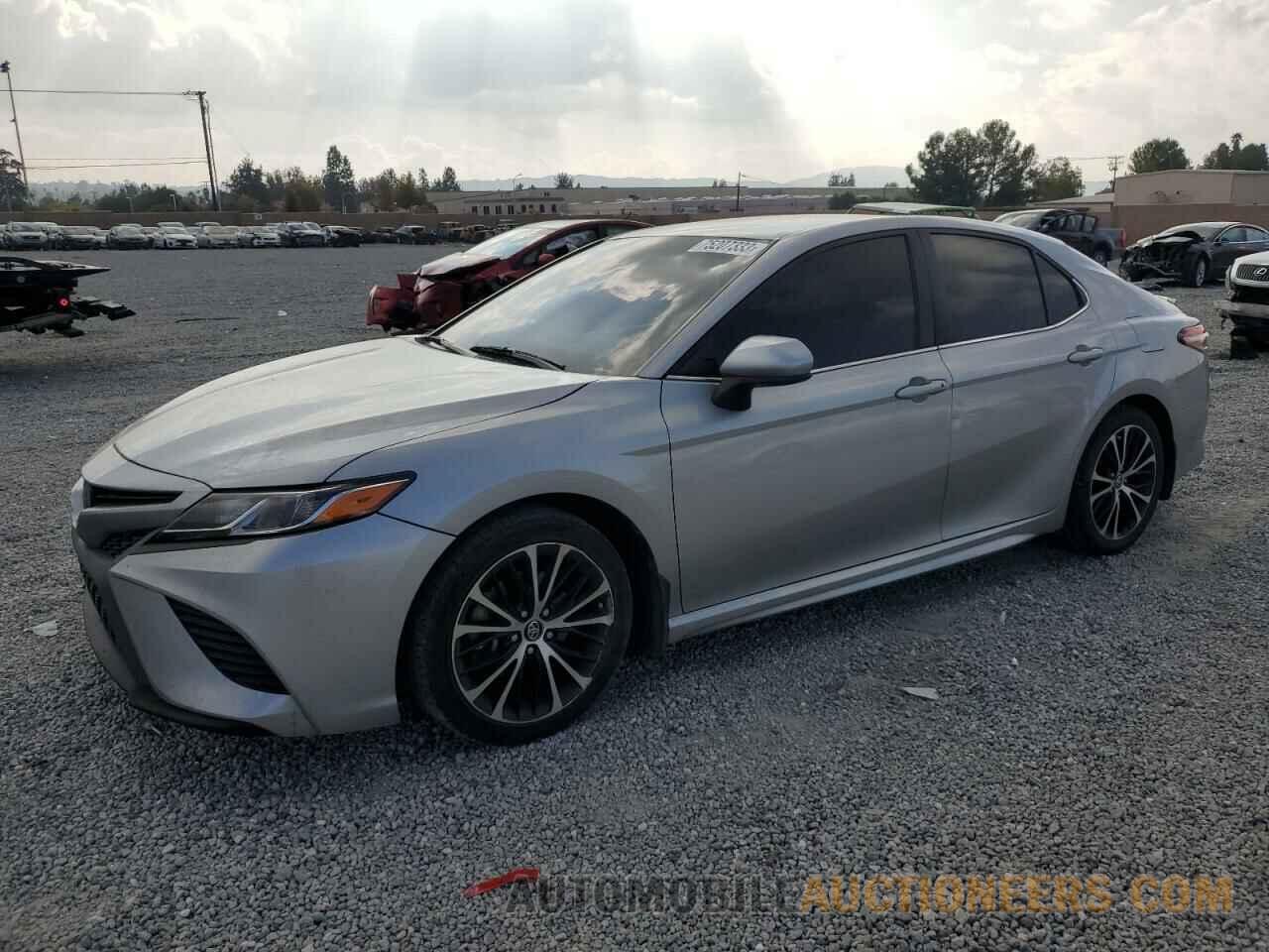 4T1B11HK2JU593691 TOYOTA CAMRY 2018