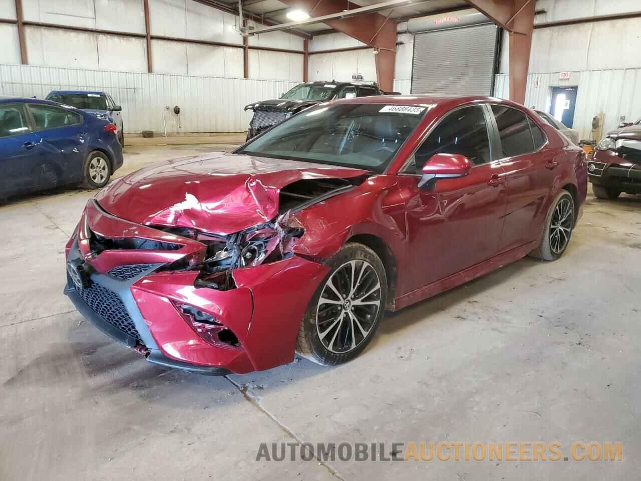 4T1B11HK2JU597692 TOYOTA CAMRY 2018