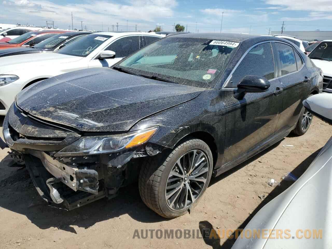 4T1B11HK2JU602745 TOYOTA CAMRY 2018