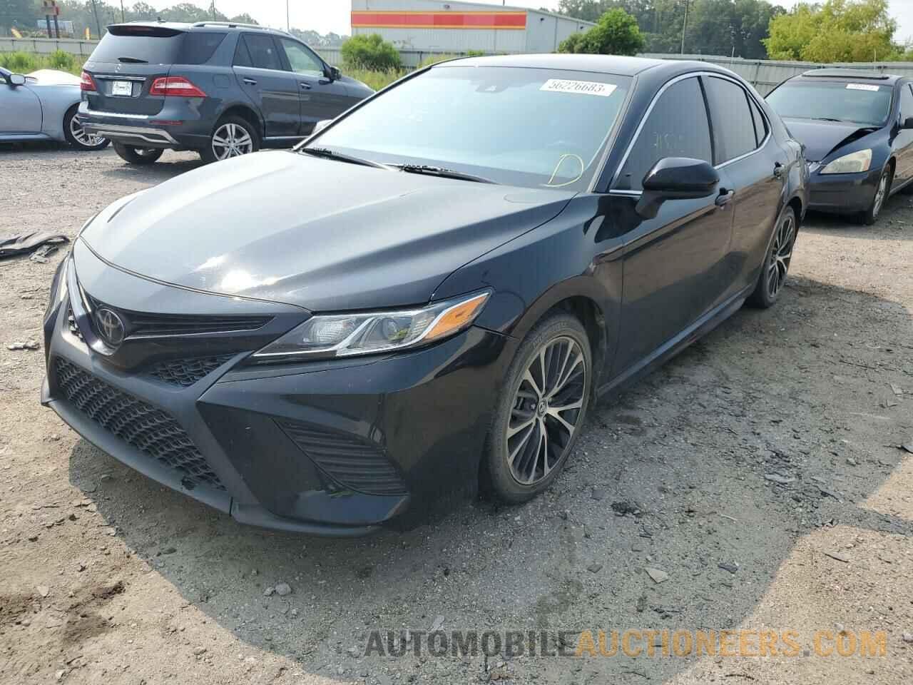 4T1B11HK2JU604169 TOYOTA CAMRY 2018