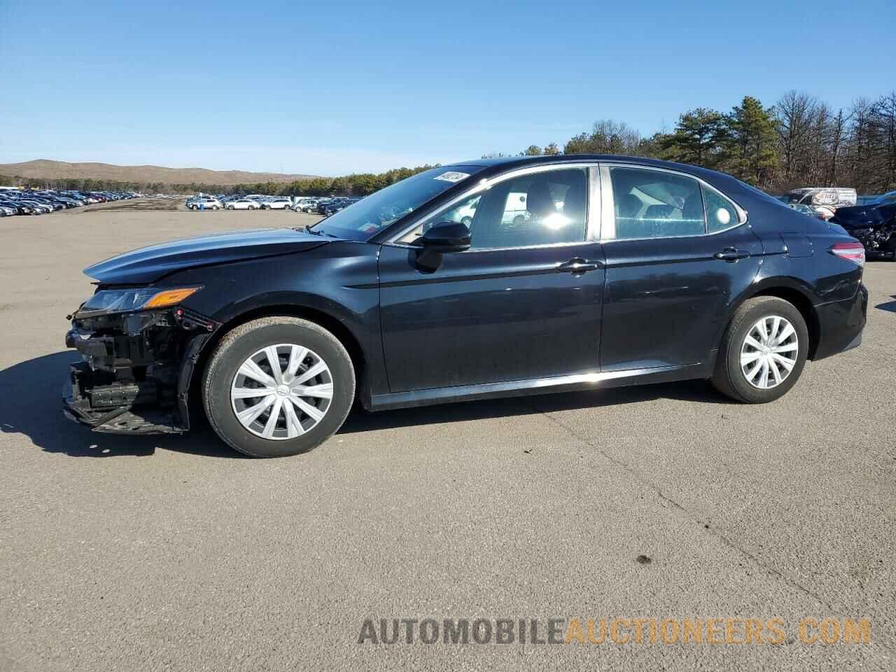 4T1B11HK2JU605130 TOYOTA CAMRY 2018