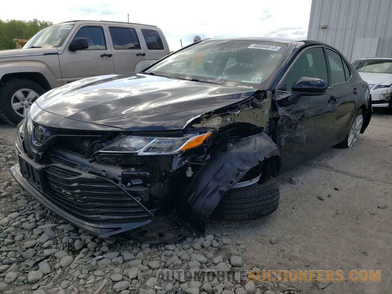 4T1B11HK2JU614135 TOYOTA CAMRY 2018