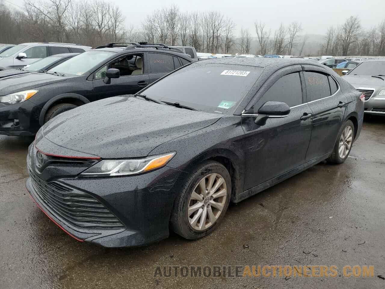 4T1B11HK2JU634935 TOYOTA CAMRY 2018