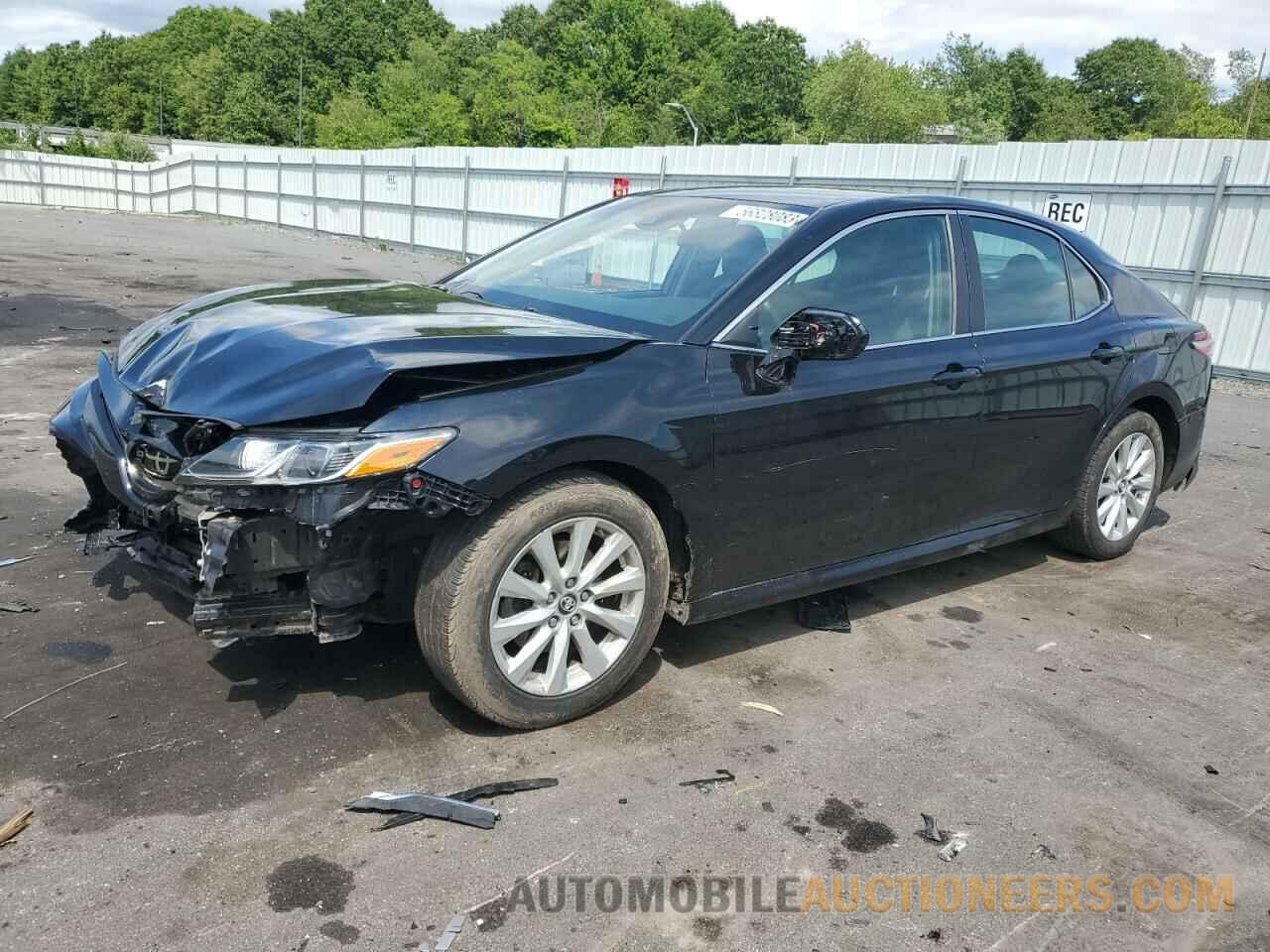 4T1B11HK2JU635311 TOYOTA CAMRY 2018