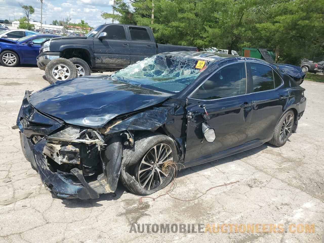 4T1B11HK2JU635342 TOYOTA CAMRY 2018