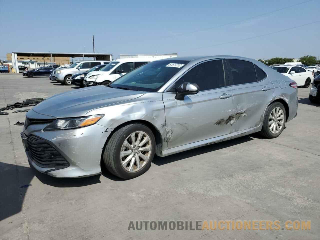 4T1B11HK2JU635874 TOYOTA CAMRY 2018