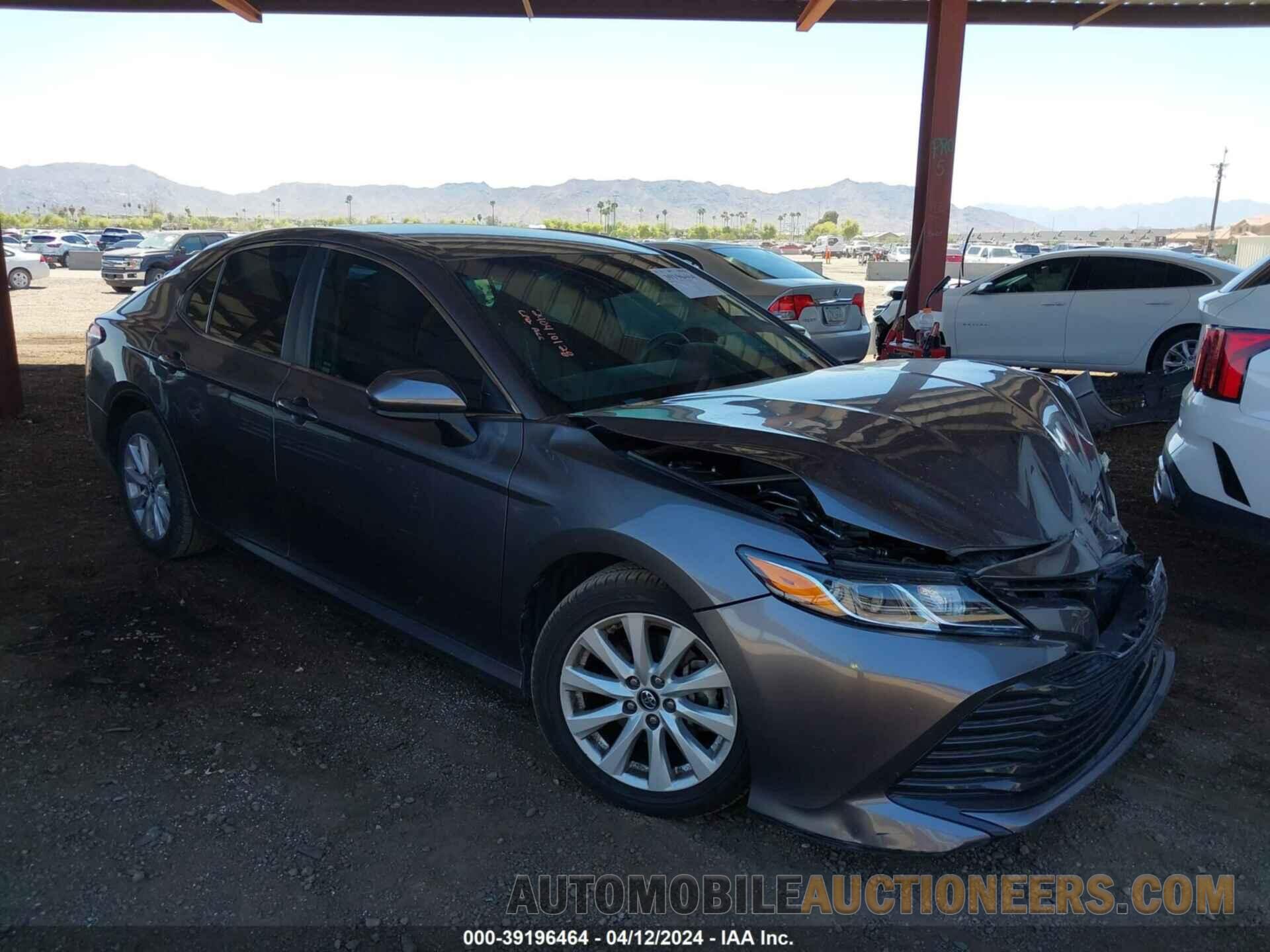 4T1B11HK2JU636748 TOYOTA CAMRY 2018