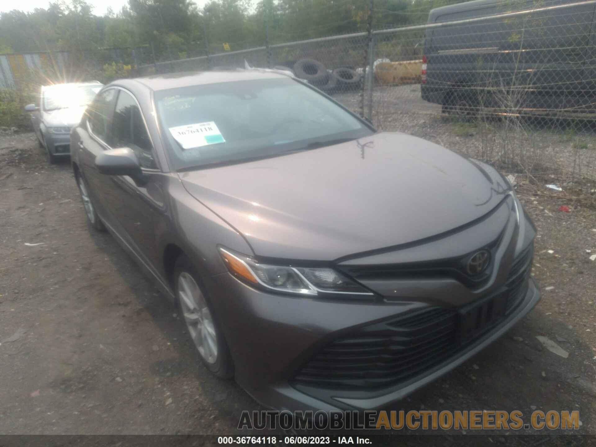 4T1B11HK2JU644896 TOYOTA CAMRY 2018