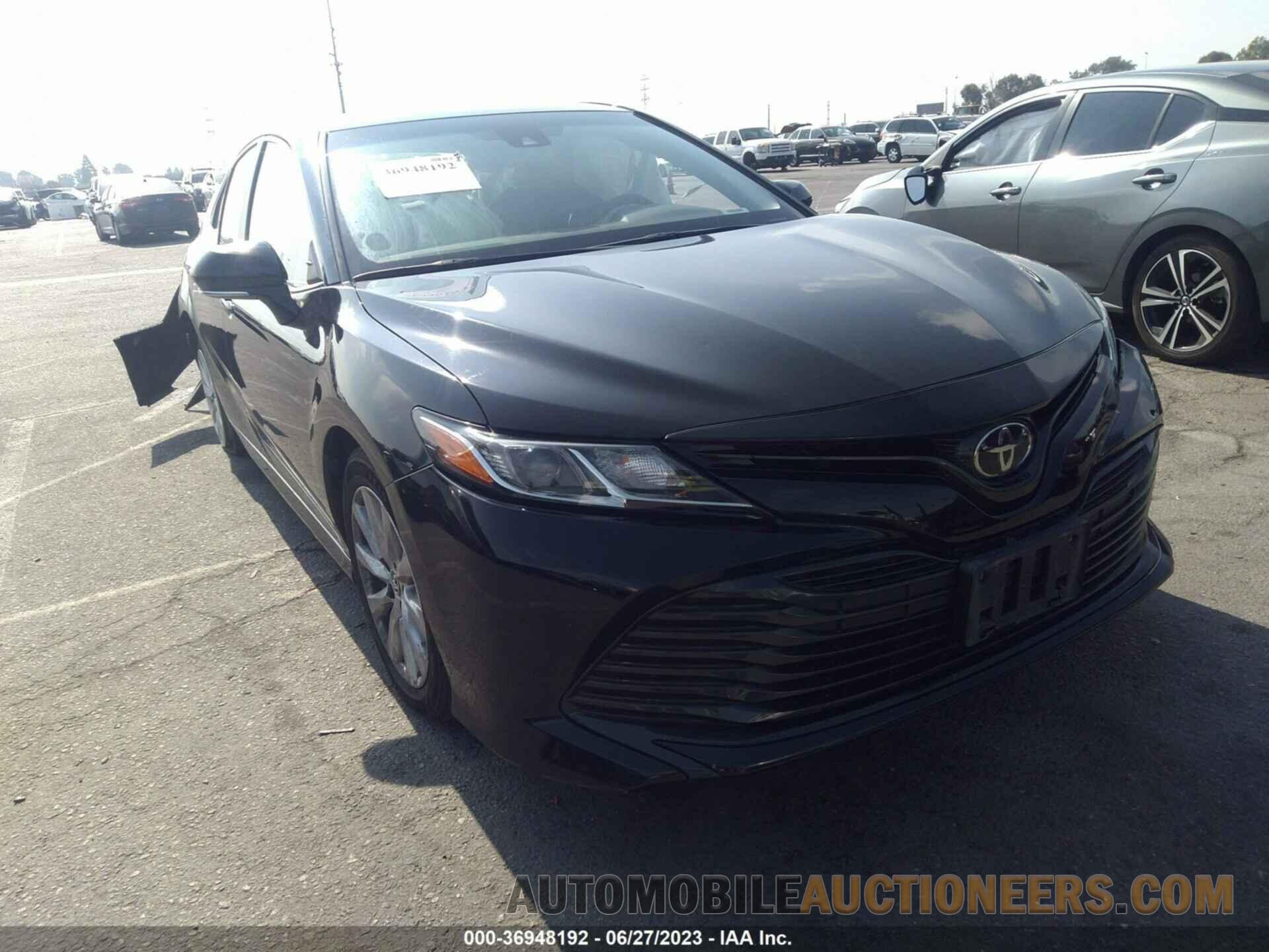 4T1B11HK2JU650035 TOYOTA CAMRY 2018