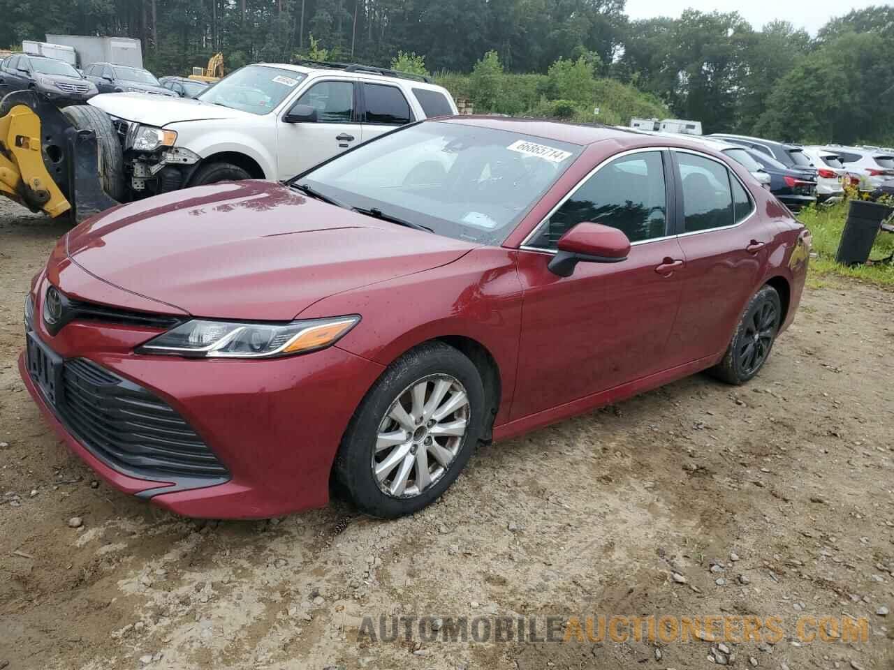 4T1B11HK2JU654330 TOYOTA CAMRY 2018