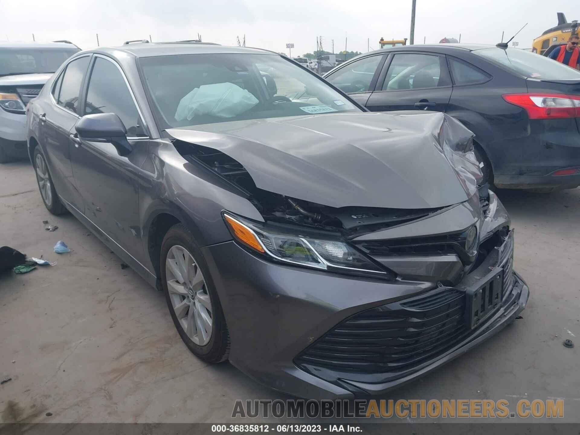 4T1B11HK2JU655204 TOYOTA CAMRY 2018