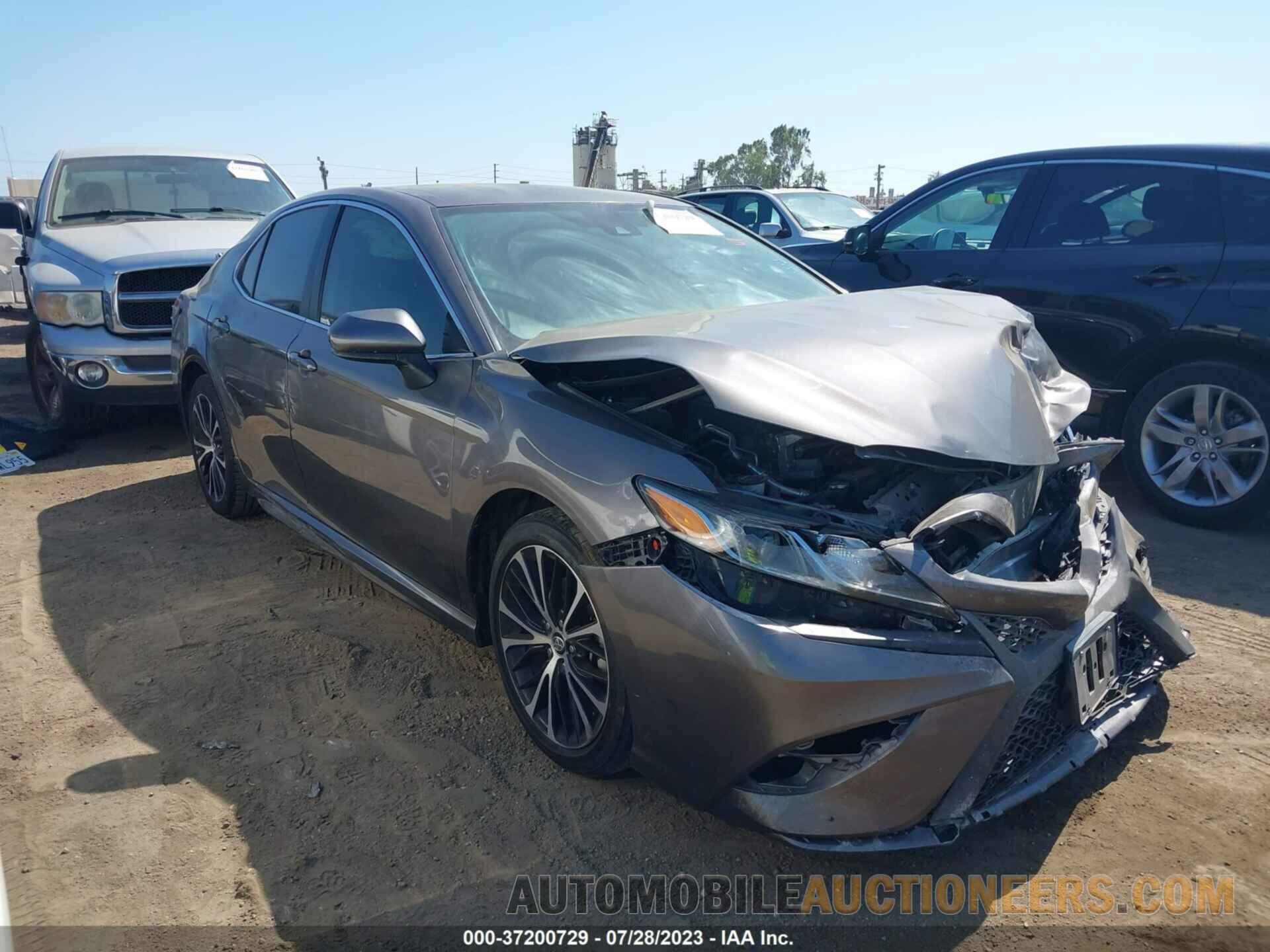 4T1B11HK2KU160101 TOYOTA CAMRY 2019