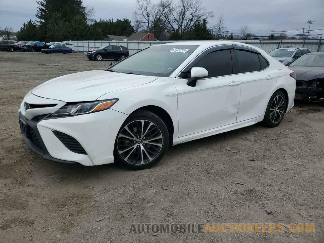 4T1B11HK2KU161023 TOYOTA CAMRY 2019