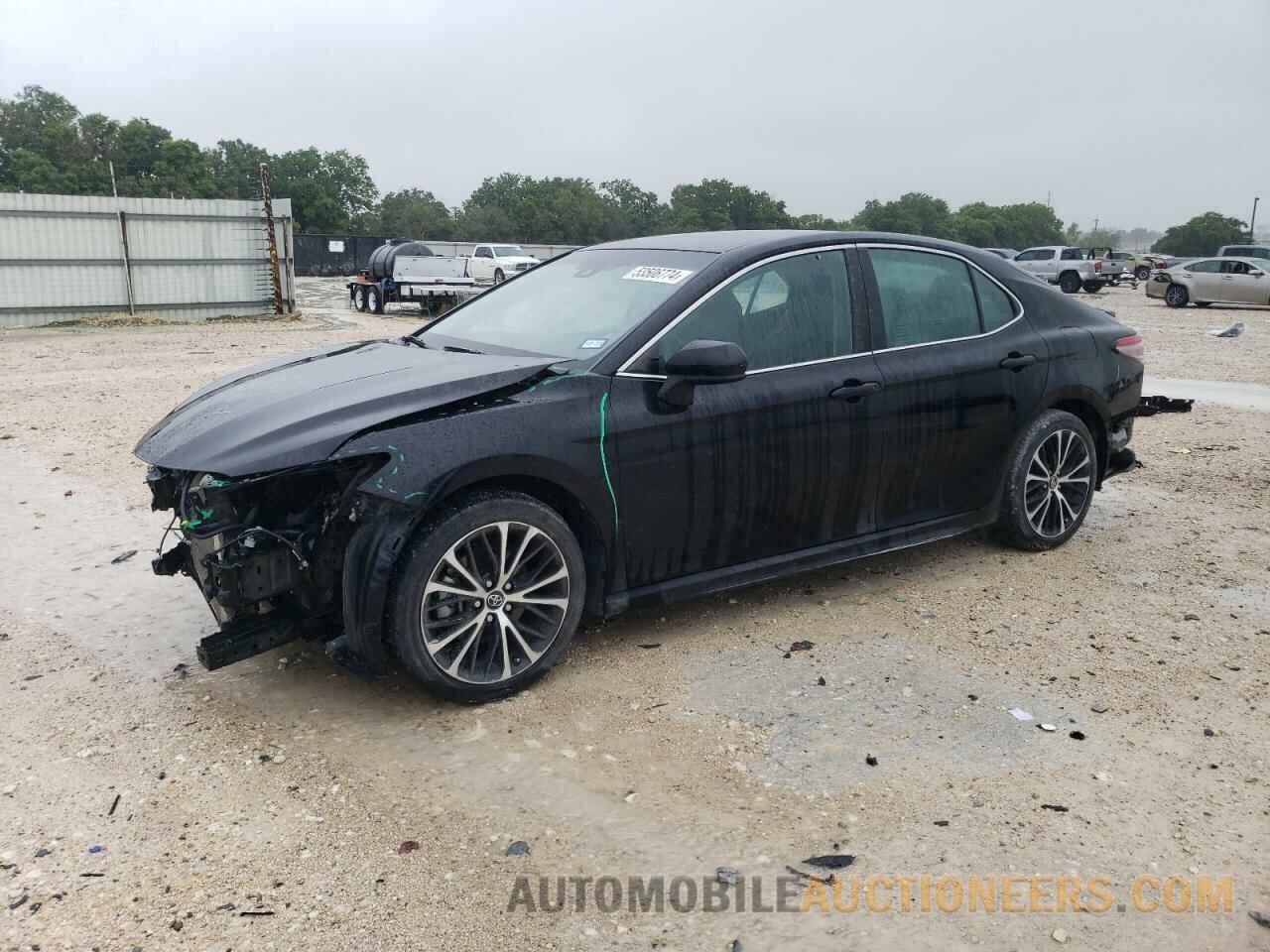 4T1B11HK2KU165072 TOYOTA CAMRY 2019