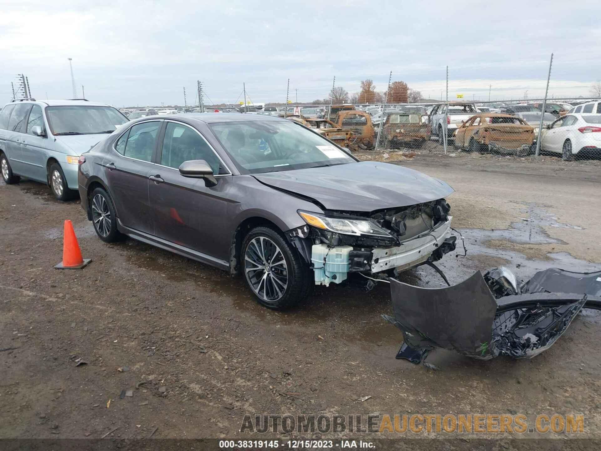 4T1B11HK2KU165170 TOYOTA CAMRY 2019