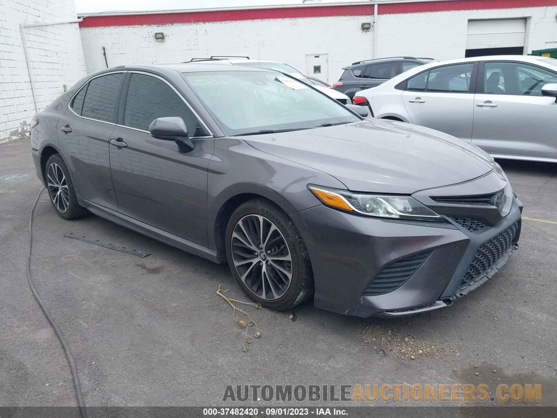 4T1B11HK2KU165444 TOYOTA CAMRY 2019