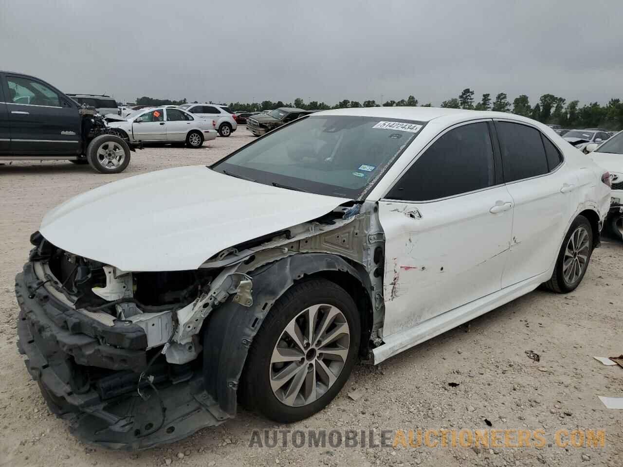 4T1B11HK2KU169610 TOYOTA CAMRY 2019