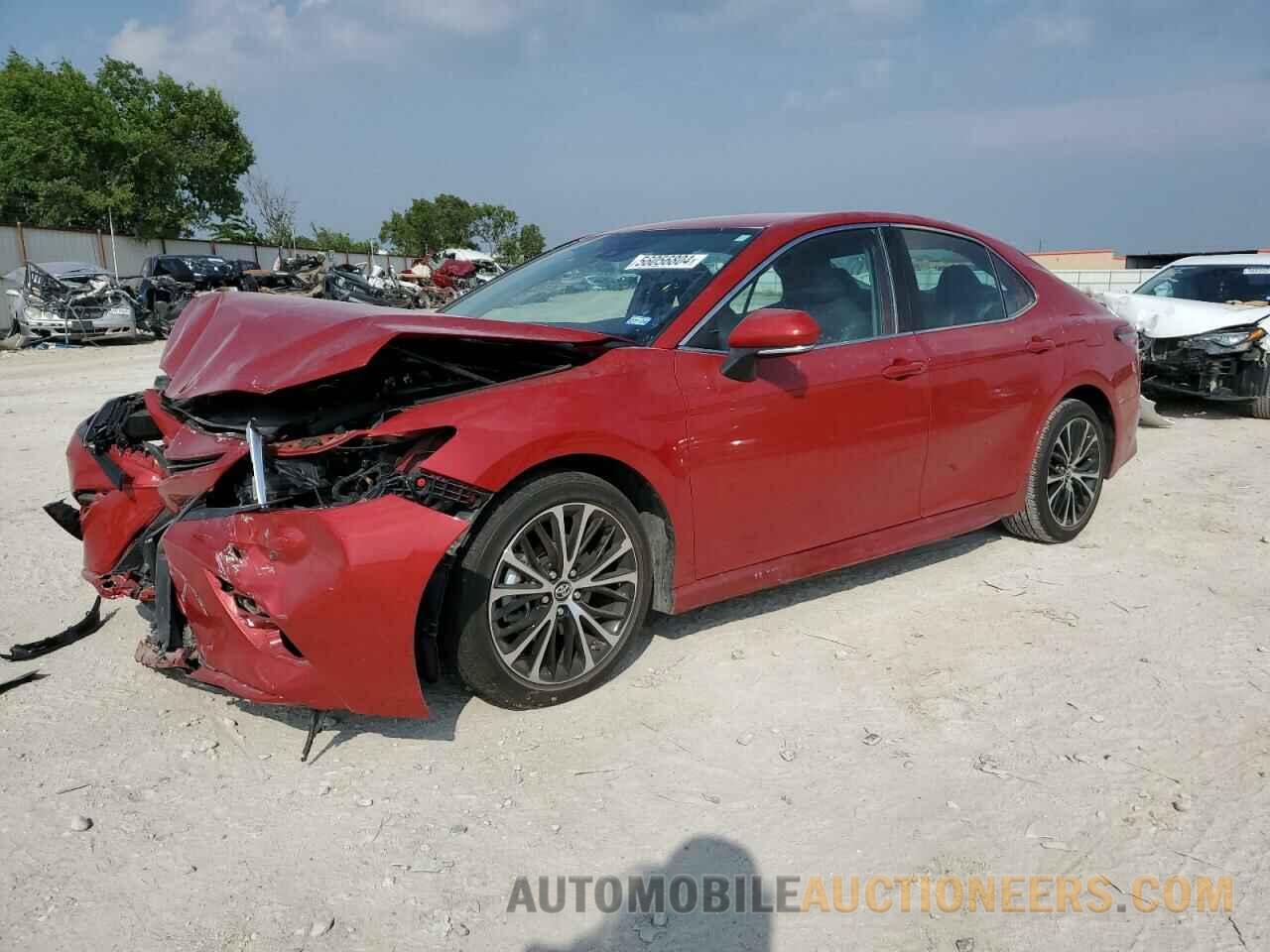 4T1B11HK2KU176878 TOYOTA CAMRY 2019