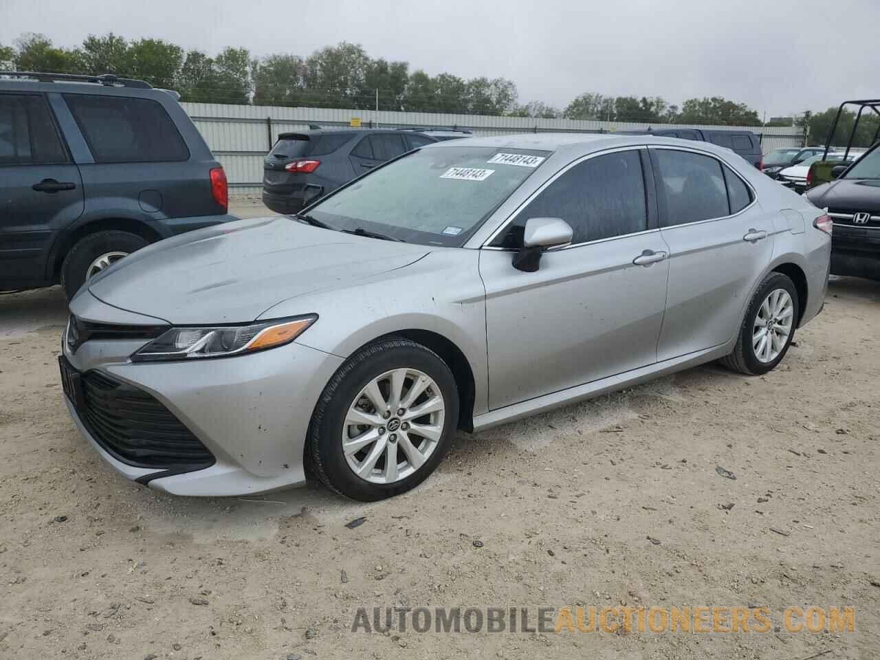 4T1B11HK2KU182860 TOYOTA CAMRY 2019