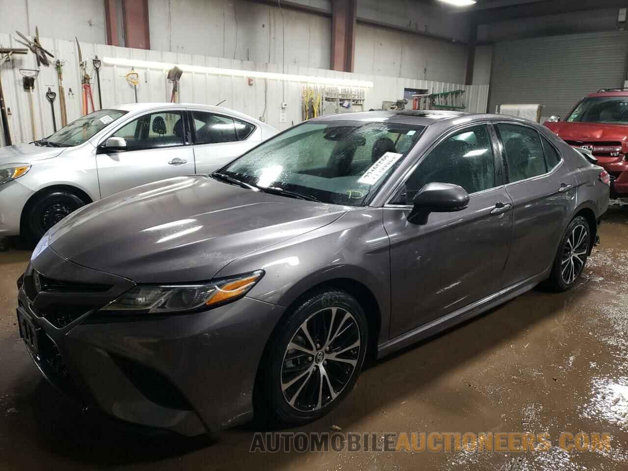 4T1B11HK2KU184950 TOYOTA CAMRY 2019