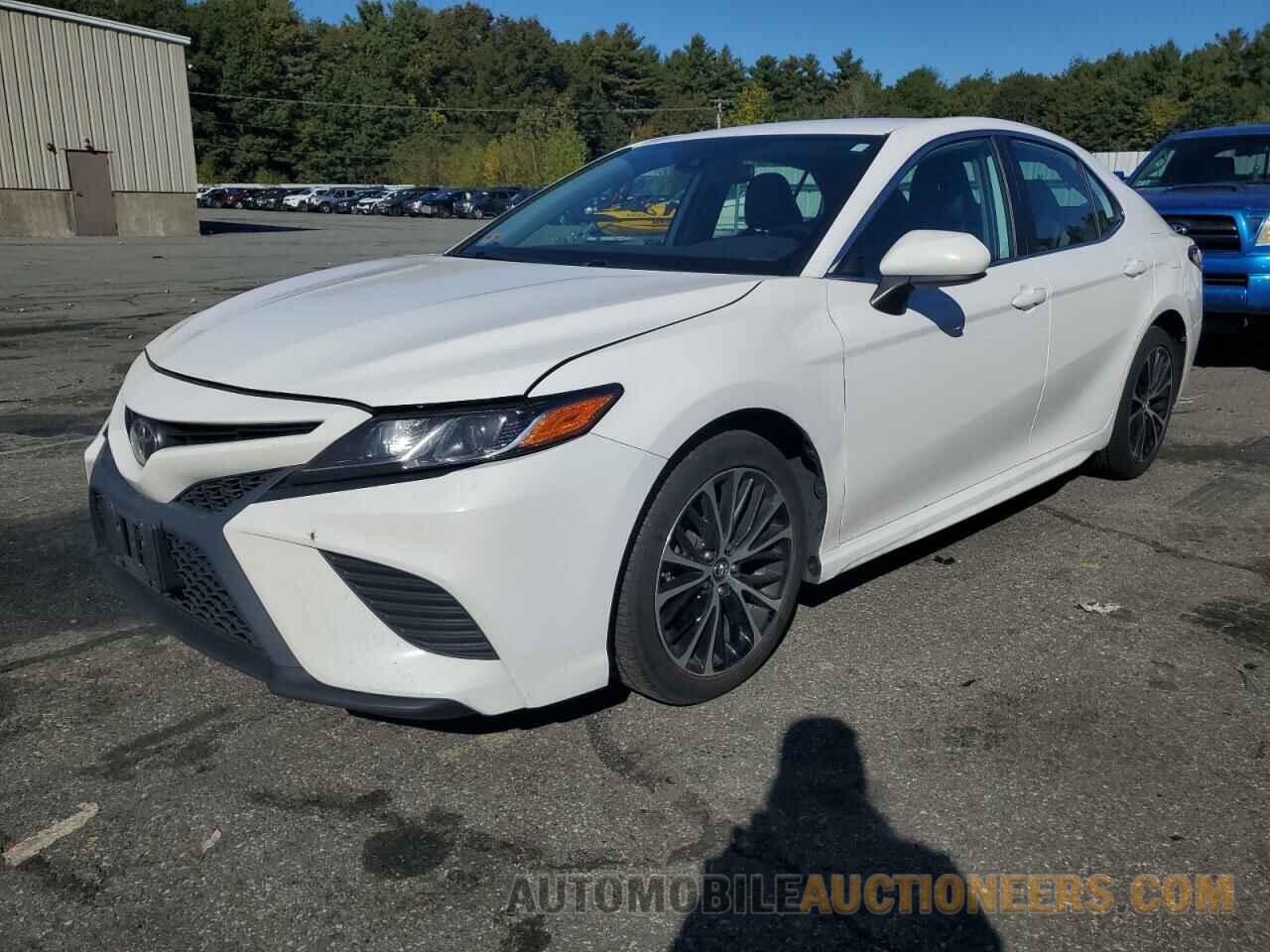 4T1B11HK2KU188433 TOYOTA CAMRY 2019