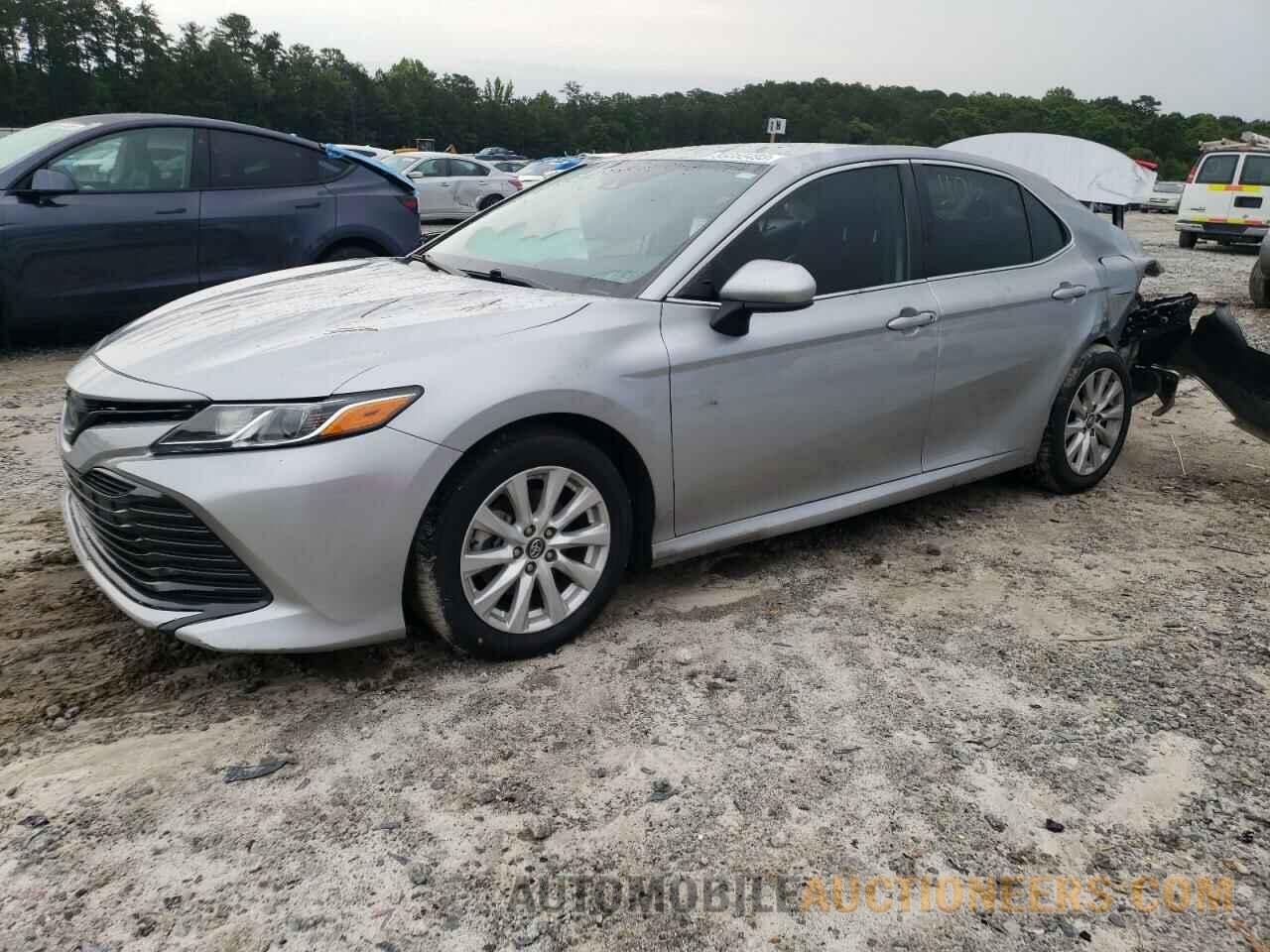 4T1B11HK2KU194930 TOYOTA CAMRY 2019