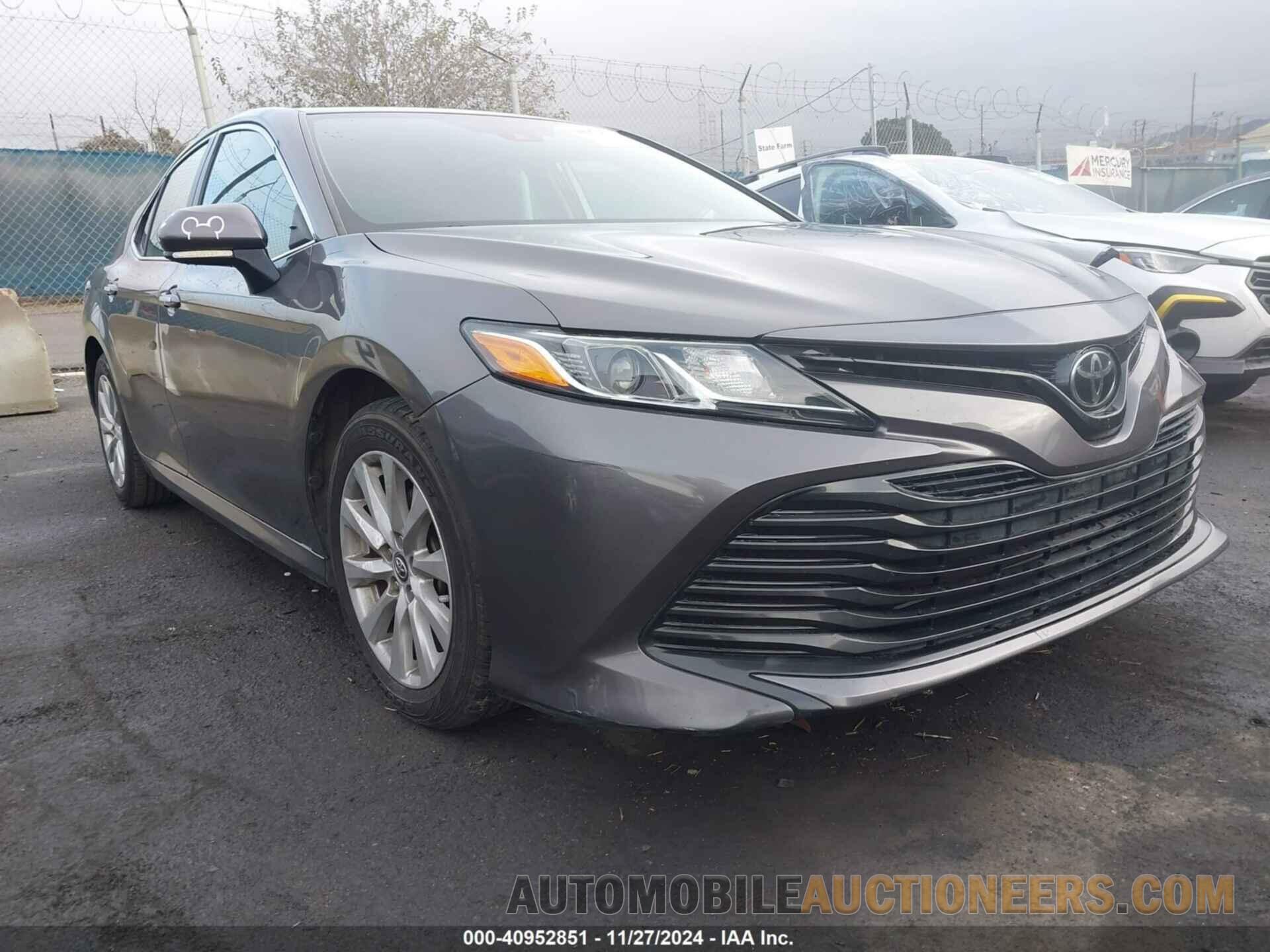 4T1B11HK2KU206820 TOYOTA CAMRY 2019