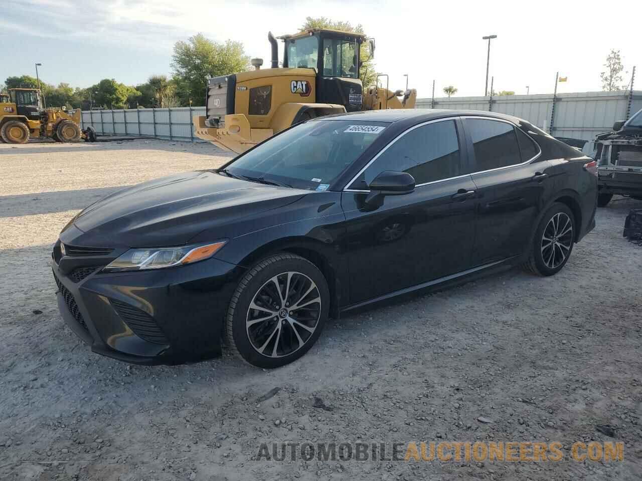 4T1B11HK2KU210642 TOYOTA CAMRY 2019