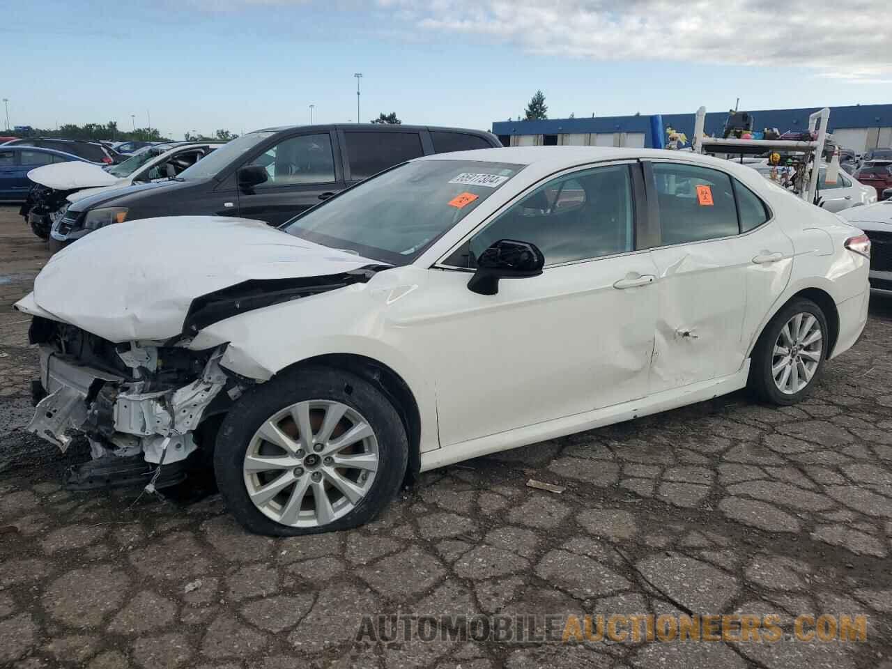 4T1B11HK2KU215274 TOYOTA CAMRY 2019