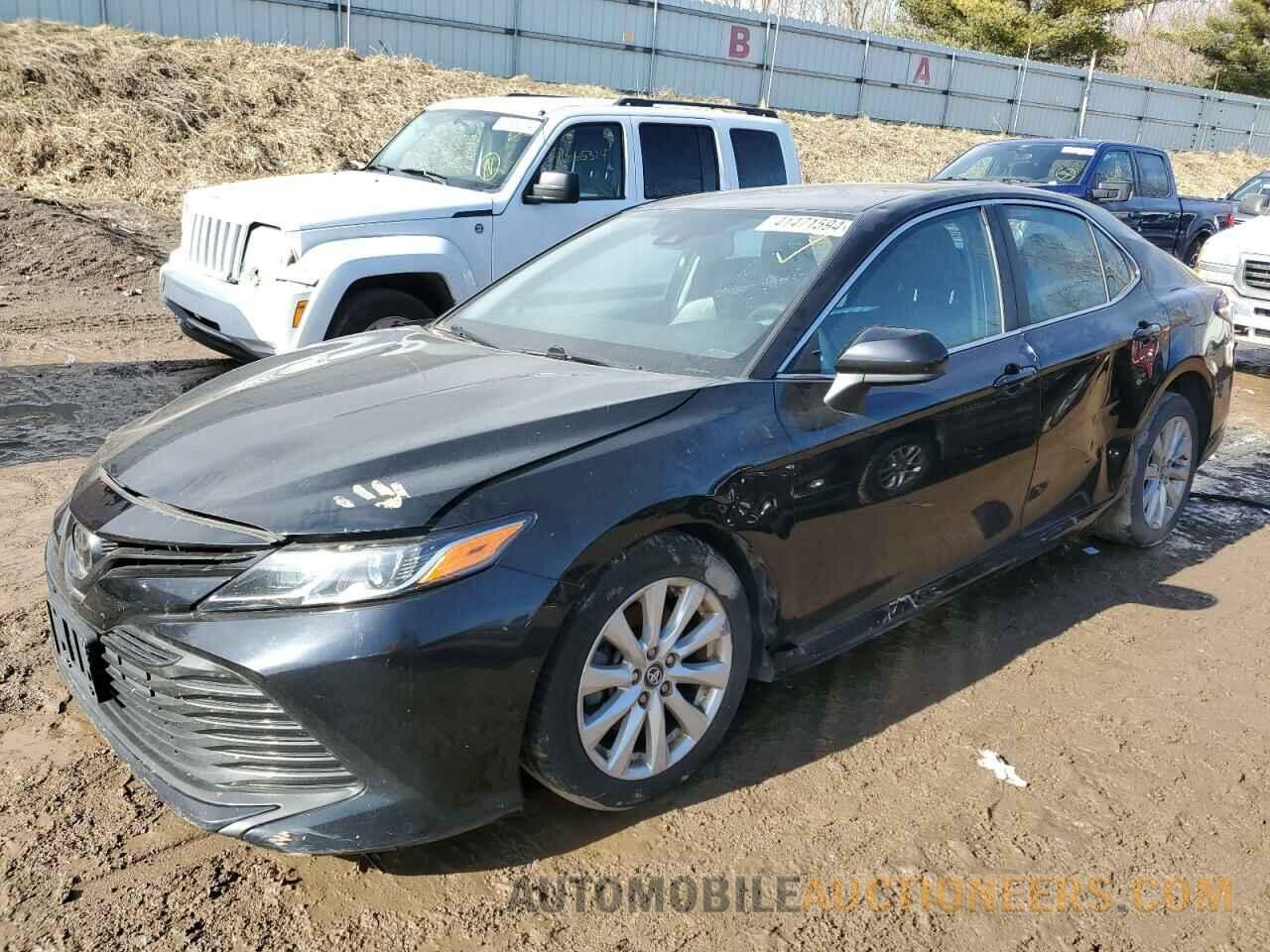 4T1B11HK2KU216232 TOYOTA CAMRY 2019