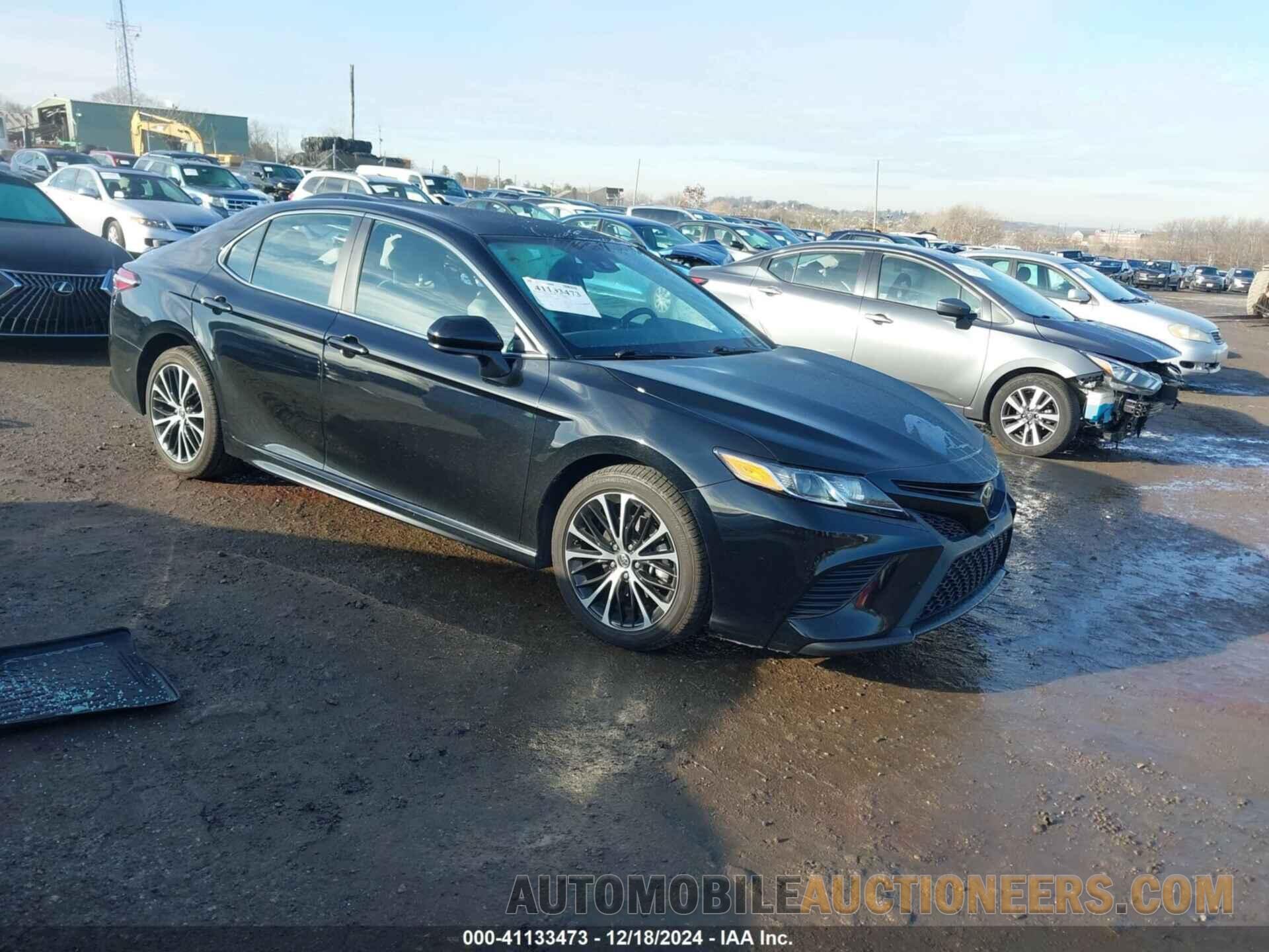 4T1B11HK2KU220636 TOYOTA CAMRY 2019