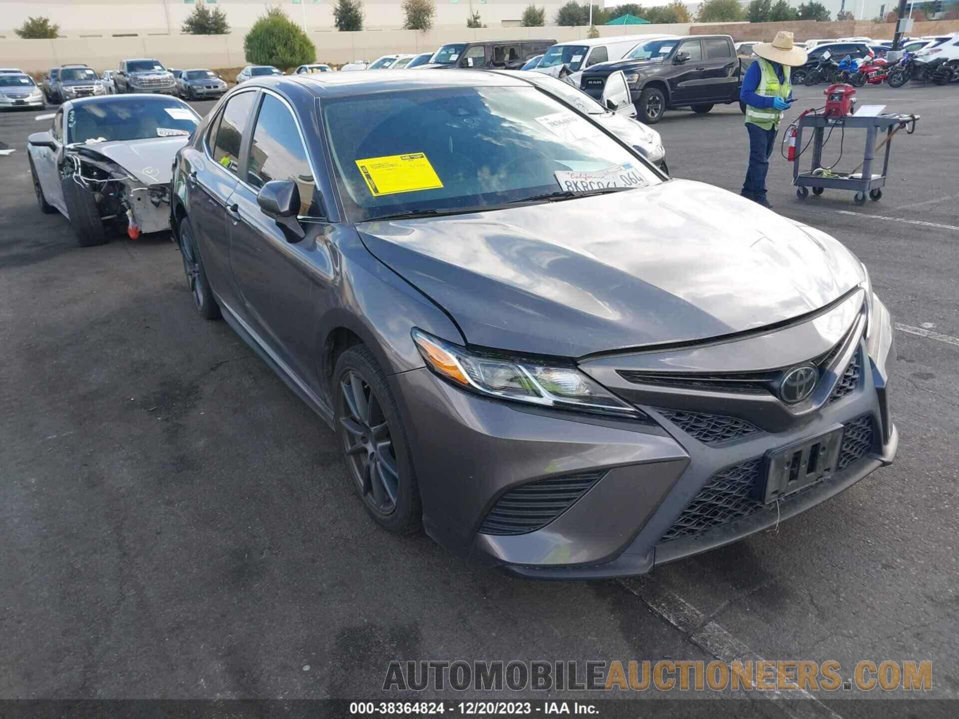 4T1B11HK2KU228686 TOYOTA CAMRY 2019