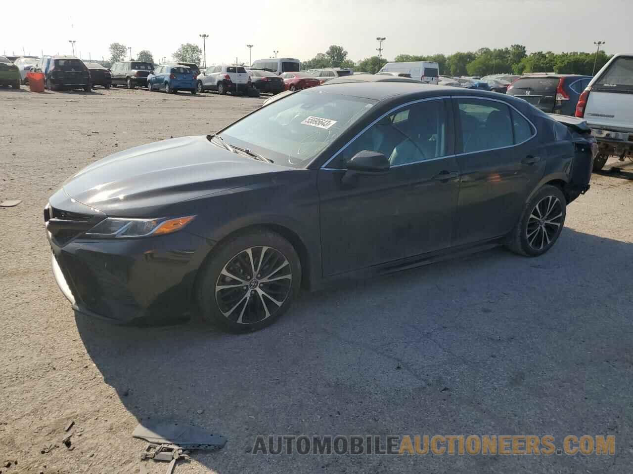 4T1B11HK2KU231779 TOYOTA CAMRY 2019