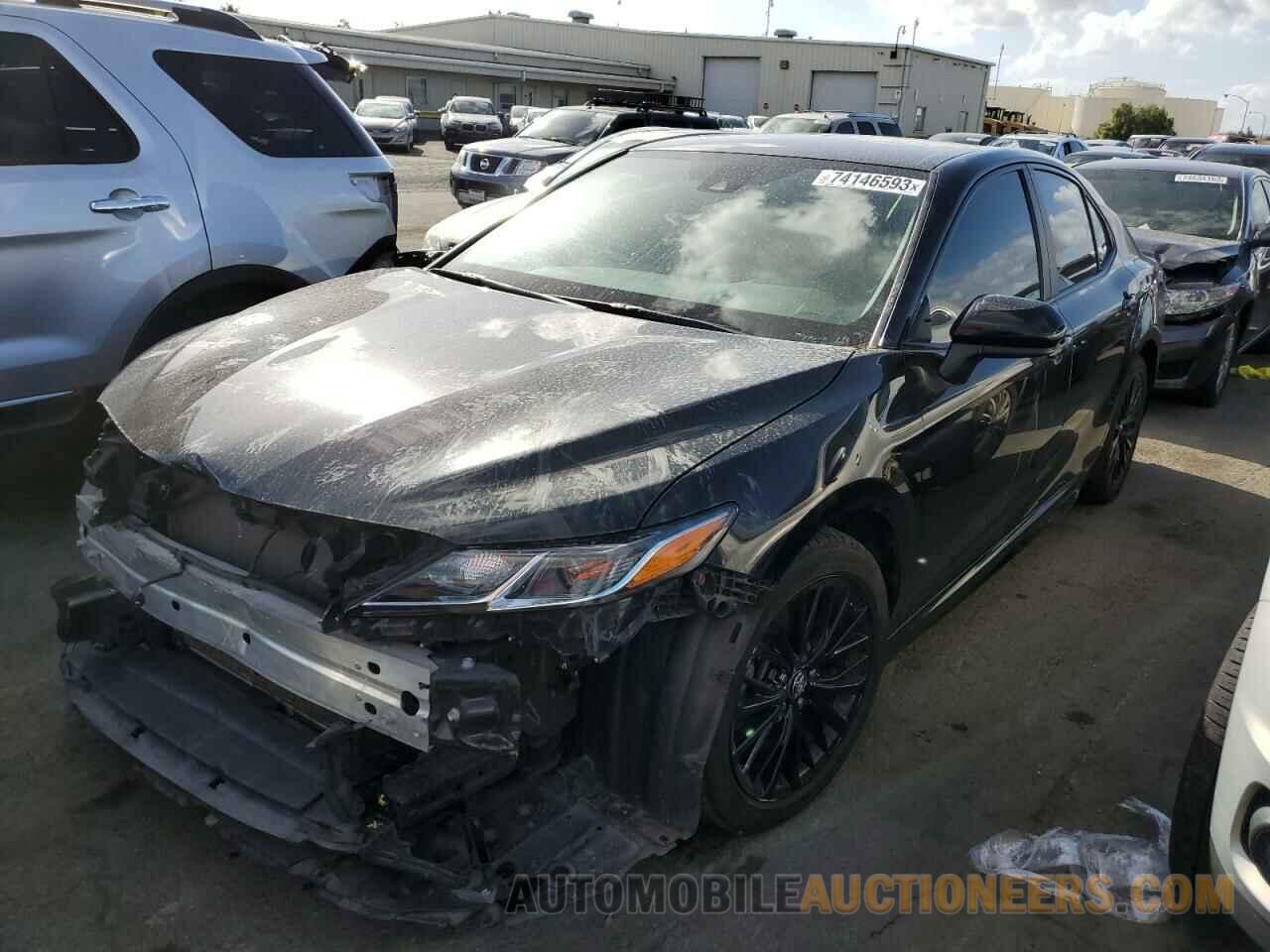 4T1B11HK2KU232995 TOYOTA CAMRY 2019