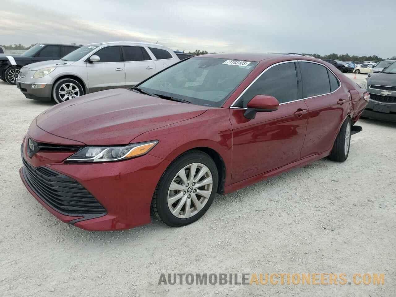 4T1B11HK2KU233659 TOYOTA CAMRY 2019