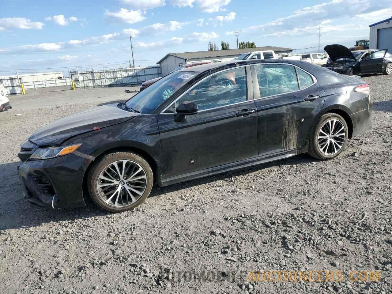 4T1B11HK2KU236383 TOYOTA CAMRY 2019