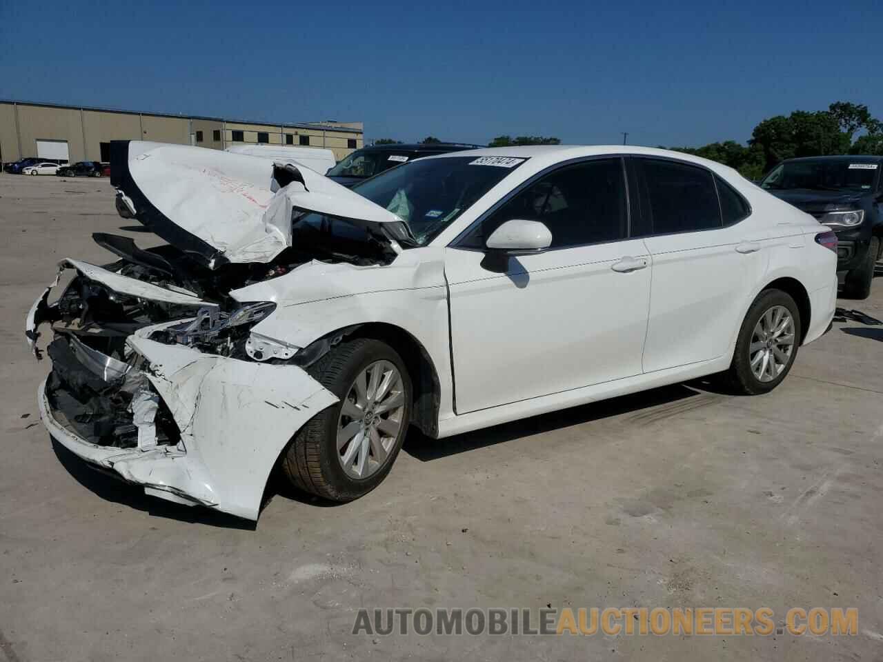 4T1B11HK2KU237100 TOYOTA CAMRY 2019