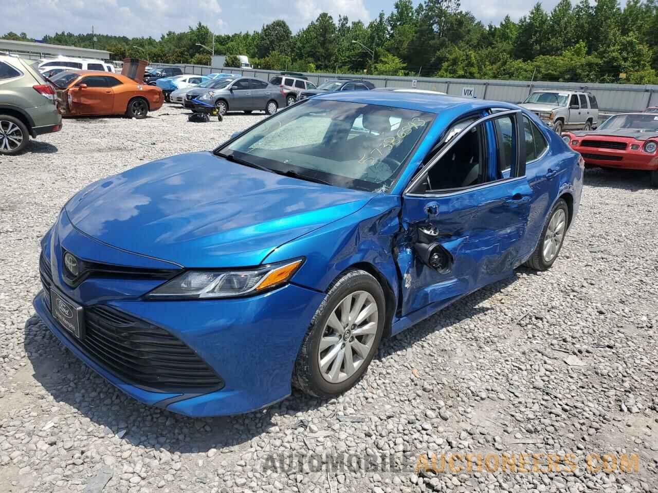 4T1B11HK2KU237114 TOYOTA CAMRY 2019