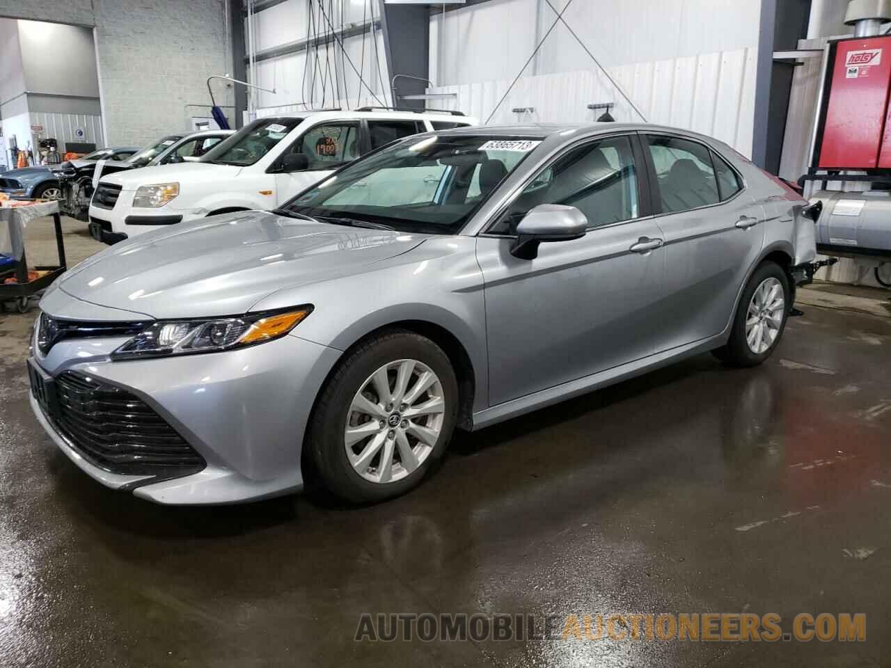 4T1B11HK2KU238439 TOYOTA CAMRY 2019