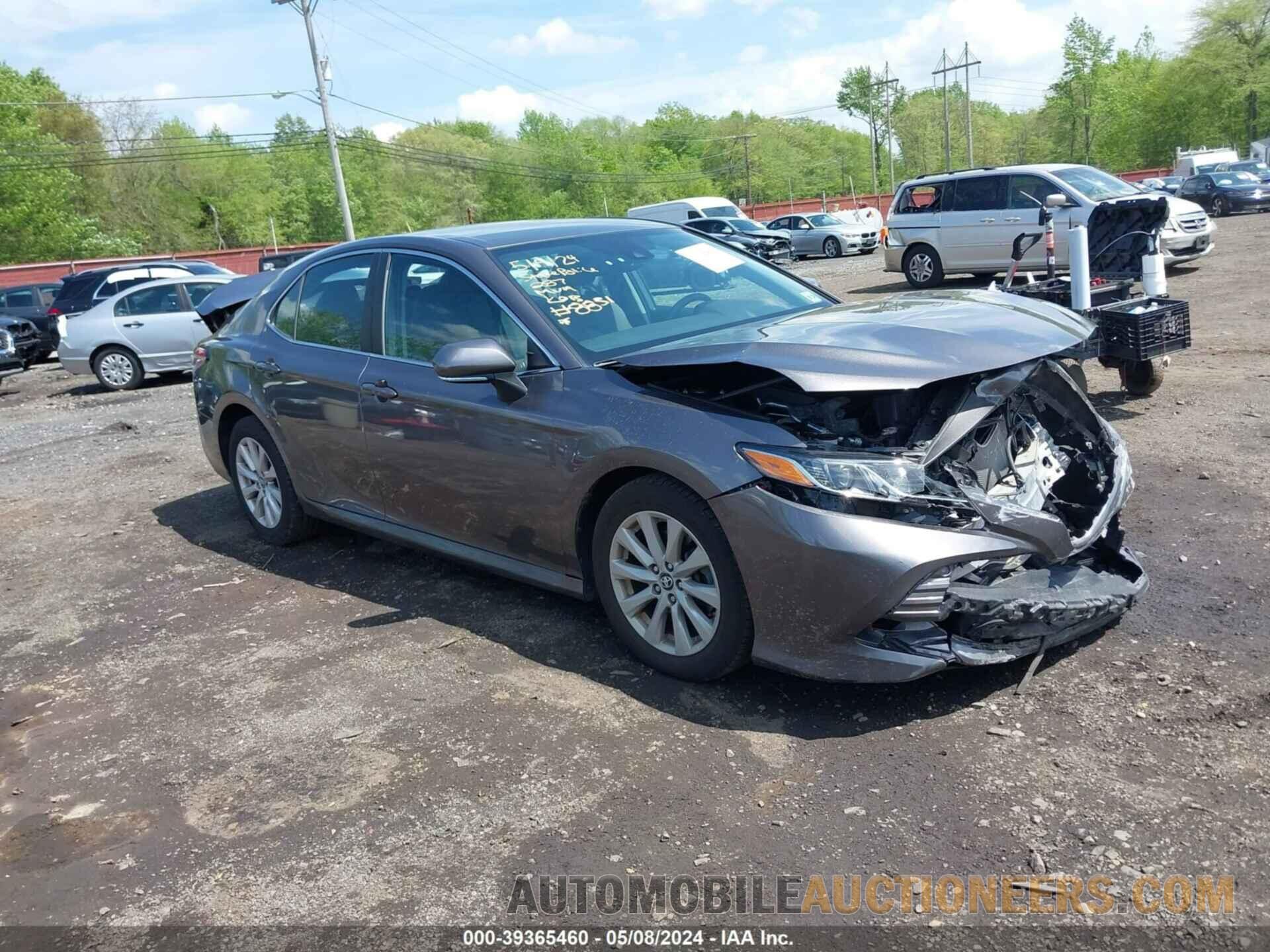 4T1B11HK2KU238831 TOYOTA CAMRY 2019